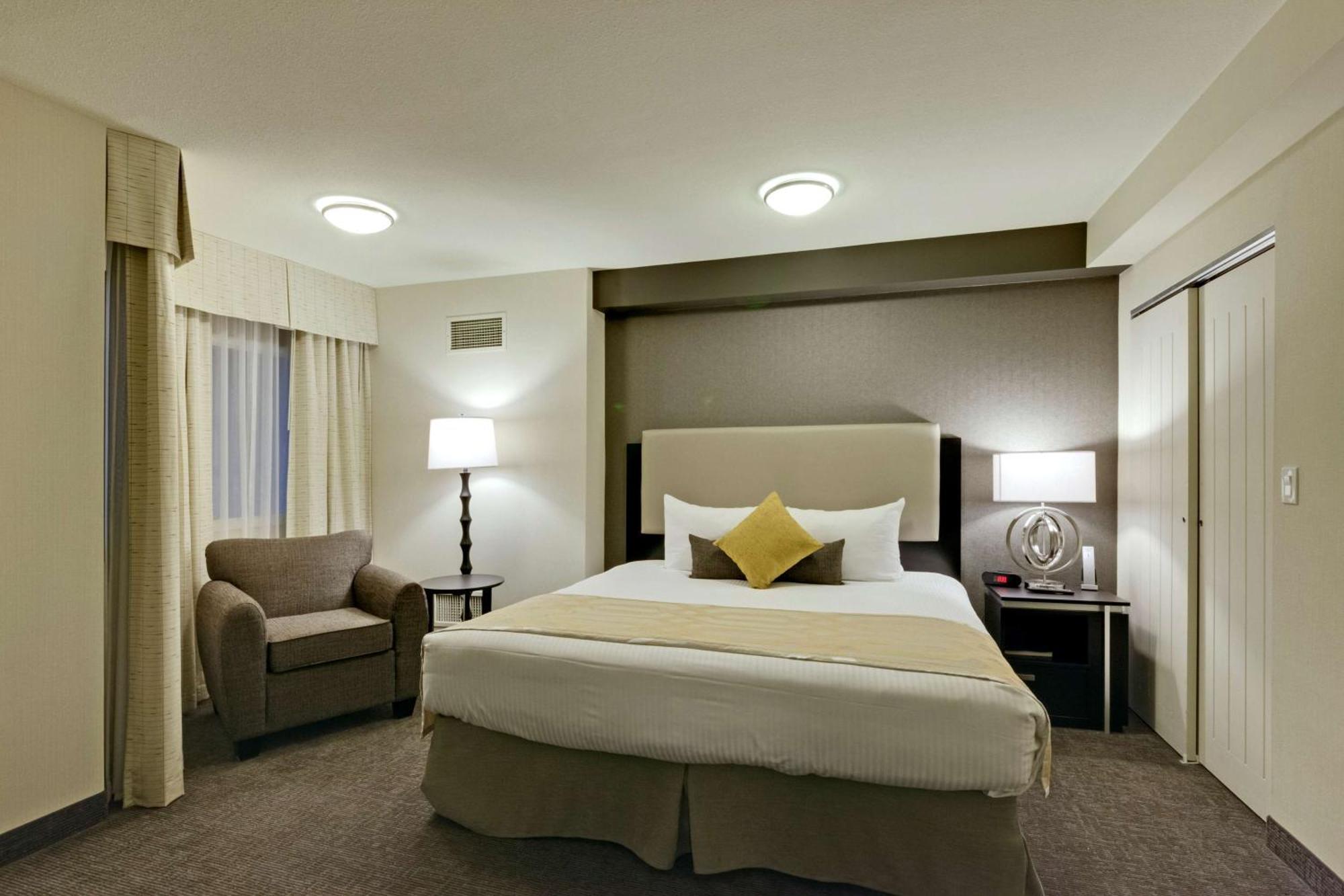 Coast Kamloops Hotel & Conference Centre Esterno foto