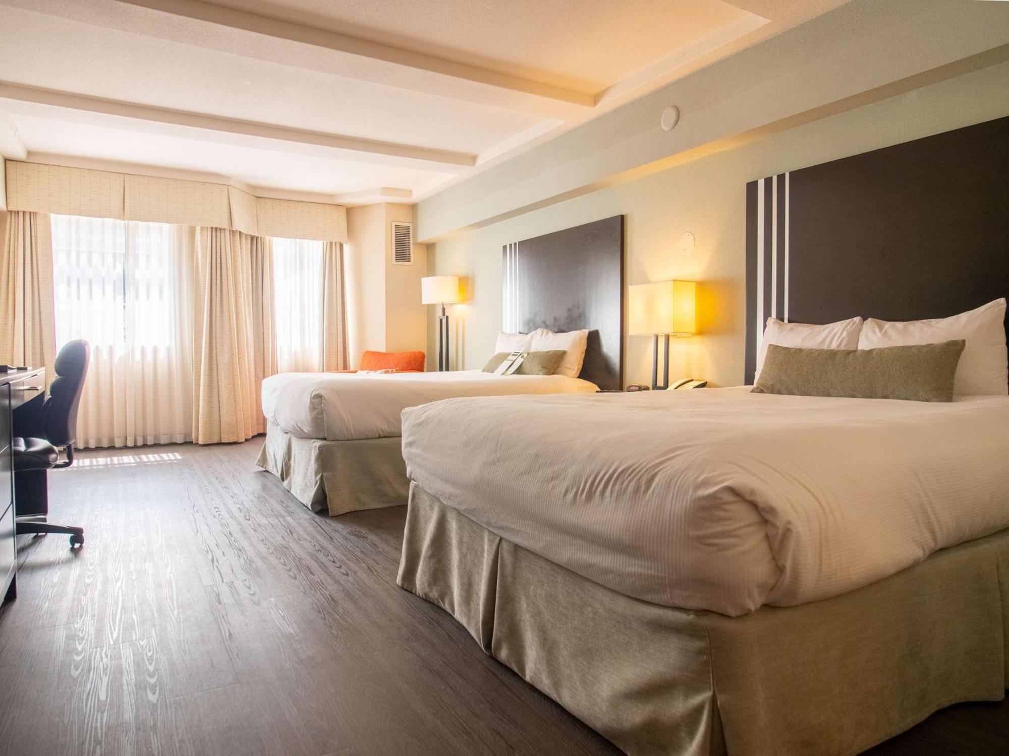 Coast Kamloops Hotel & Conference Centre Esterno foto