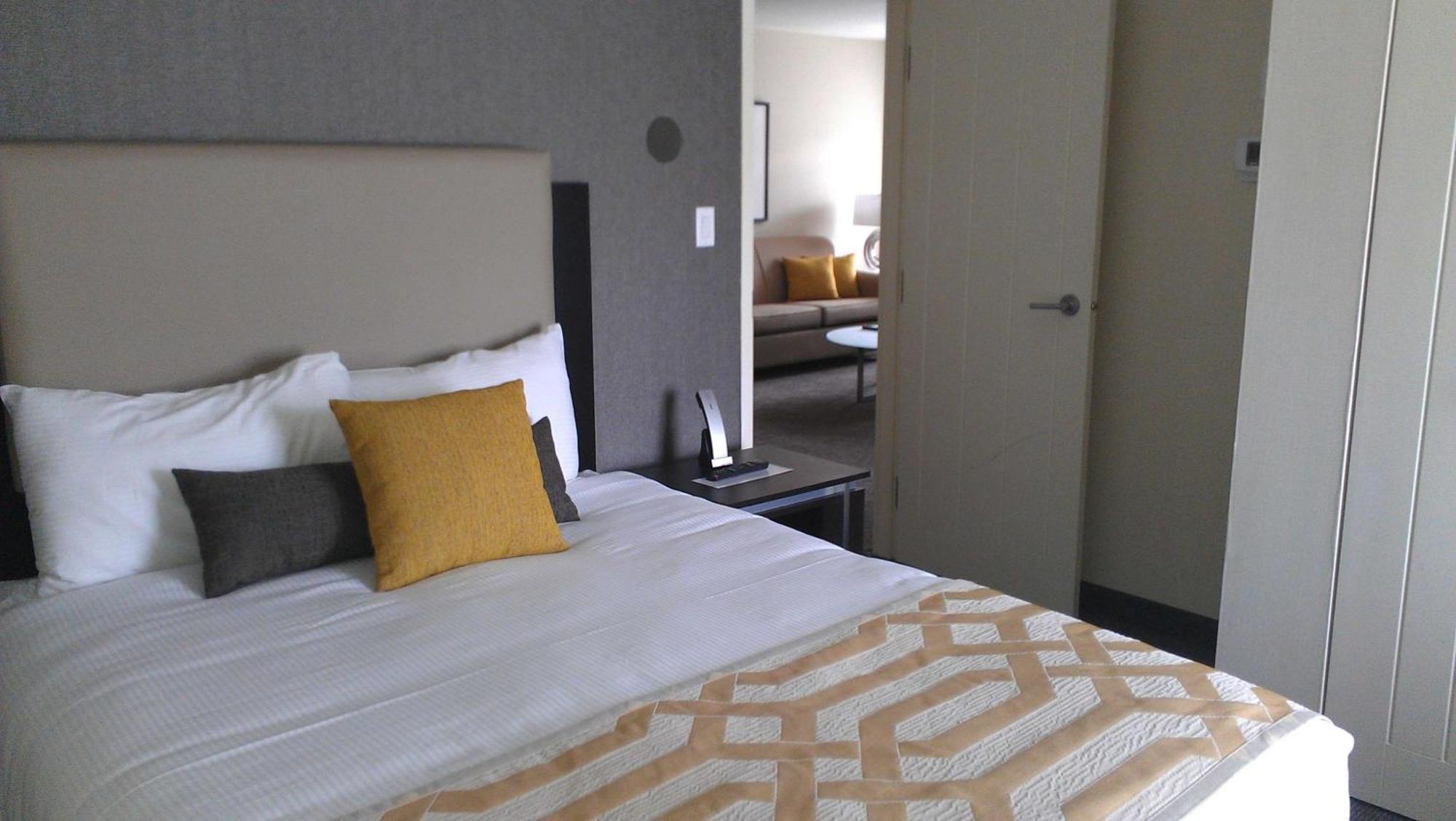 Coast Kamloops Hotel & Conference Centre Esterno foto